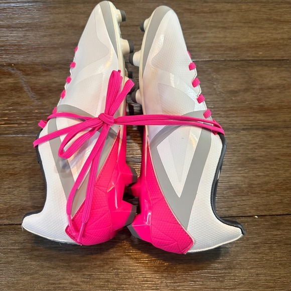Rare Umbro Velocita‎ Premier HG Soccer Cleats Shoes White Pink Black Mens 9.5